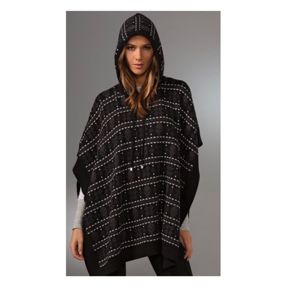 HAUTE HIPPE ✨Like New ✨ Poncho